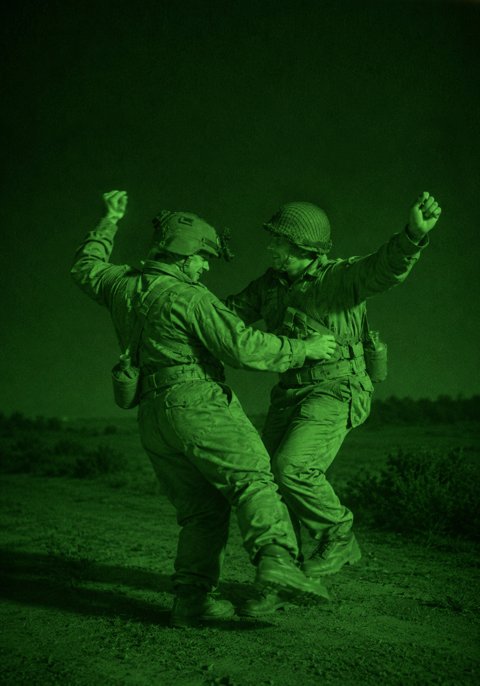 춤춰라, 춤춰라, 저주받은 자들아 (카를로스 아이레스)